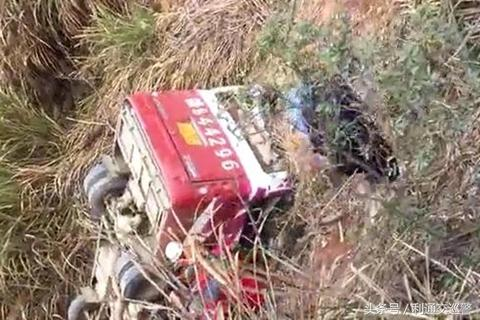 客車(chē)自動(dòng)破窗裝置,遙控自動(dòng)破玻器,破窗器,南冠破玻器 客車(chē)自動(dòng)破窗裝置,遙控自動(dòng)破玻器,破窗器,南冠破玻器