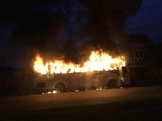 客車自動破窗裝置,遙控自動破玻器,破窗器,南冠破玻器 客車自動破窗裝置,遙控自動破玻器,破窗器,南冠破玻器